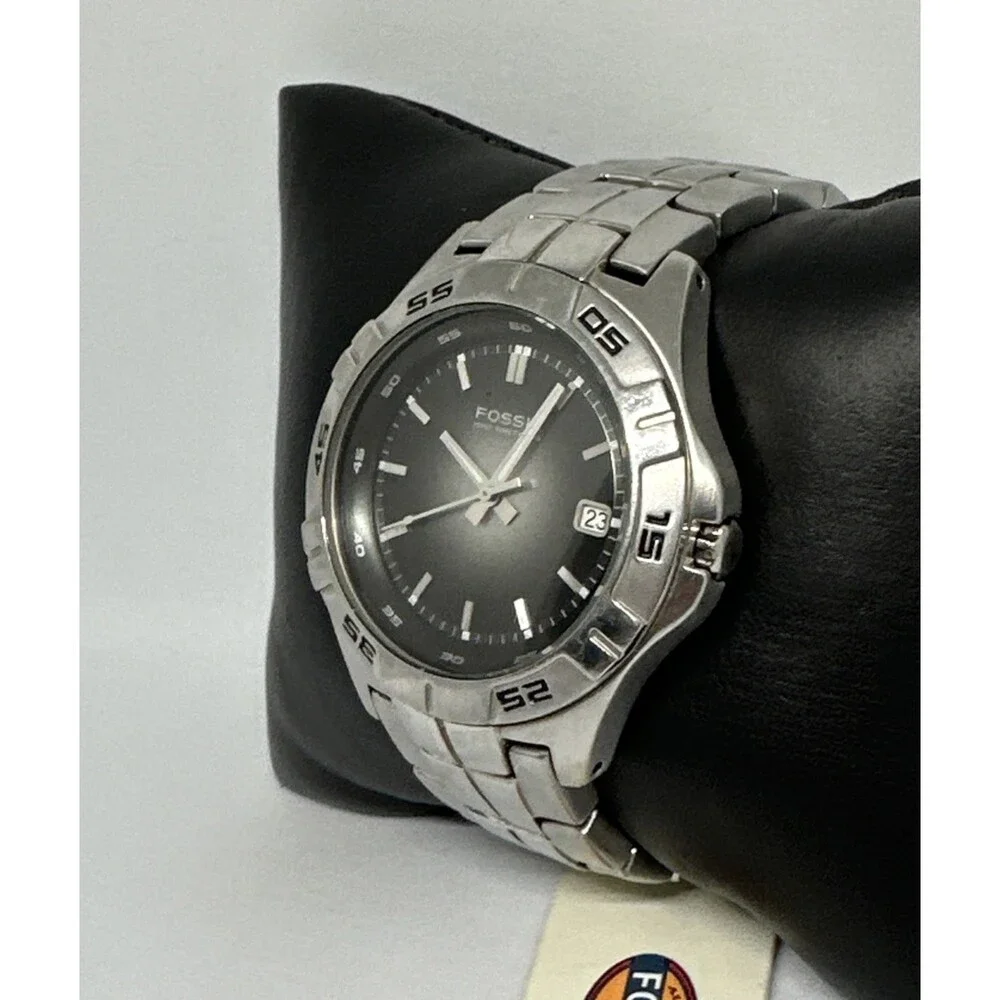 Fossil Degrade AM3997 Men's Silver Stainless Steel Analog Dial Wristwatch HME746